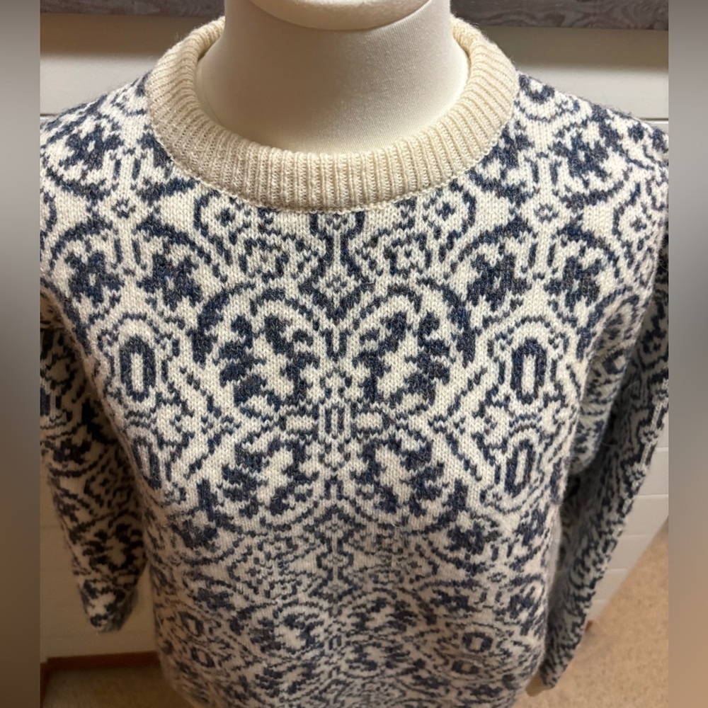 Land’s End, Drifter Jacquard Blue and Cream Oversized 100% Shetland Wool Sweater